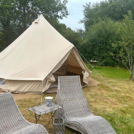 Chambre Au Jardin Tente De Charme Eguzon-Chantome Extérieur photo
