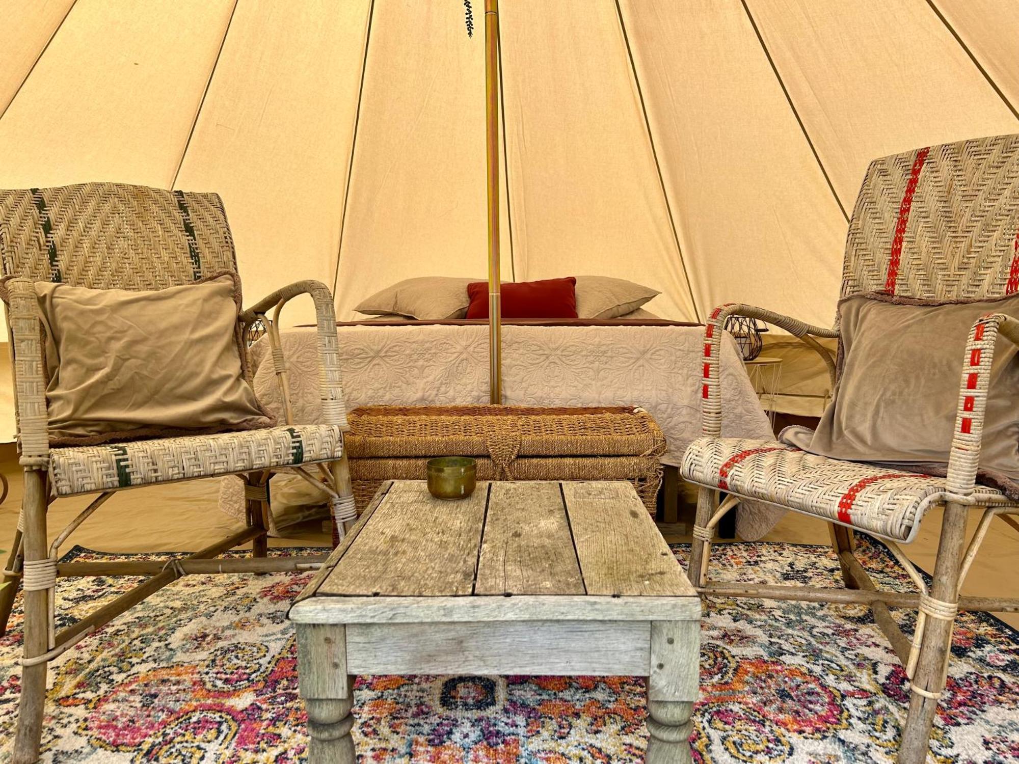 Chambre Au Jardin Tente De Charme Eguzon-Chantome Chambre photo