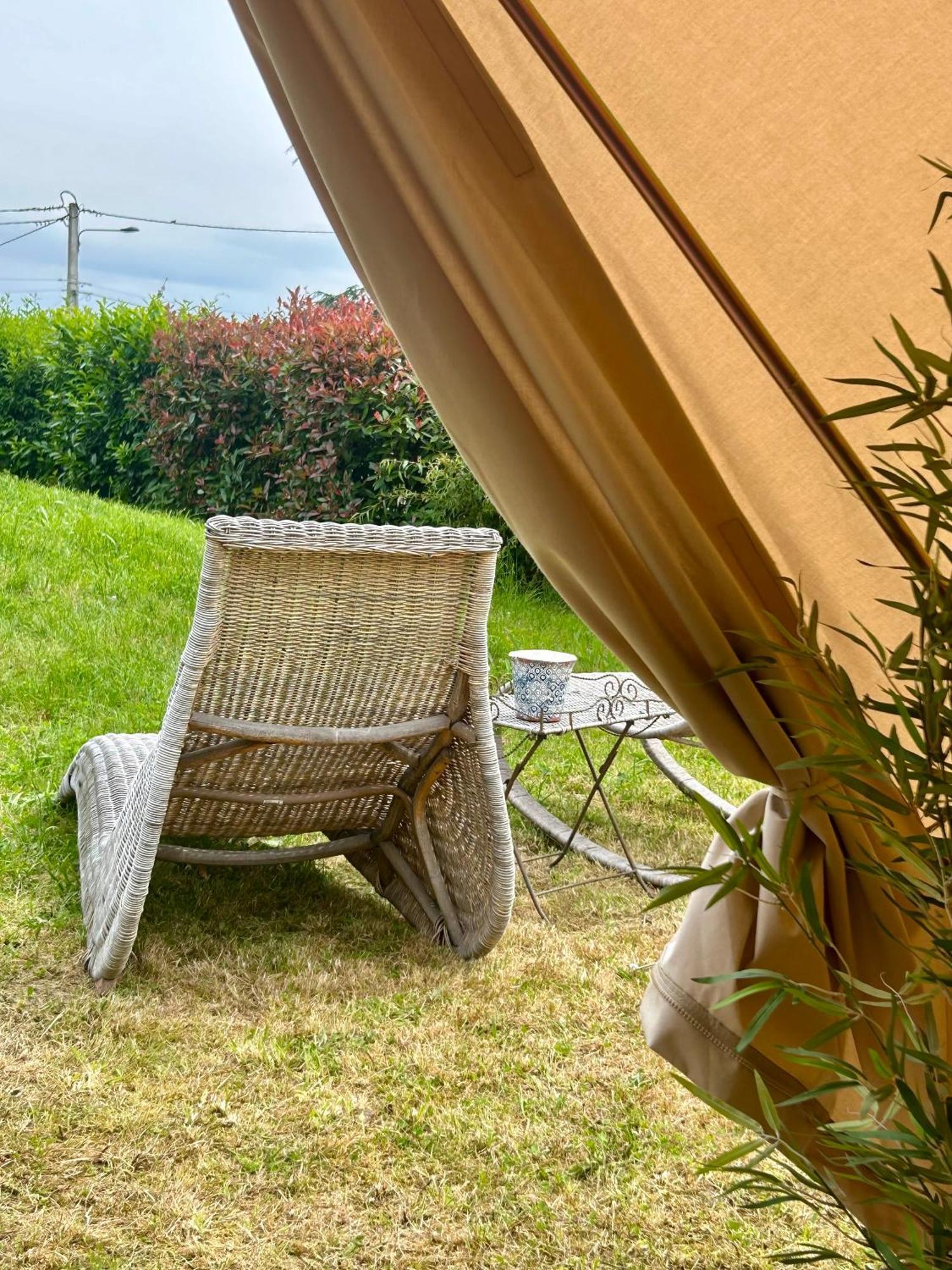 Chambre Au Jardin Tente De Charme Eguzon-Chantome Extérieur photo